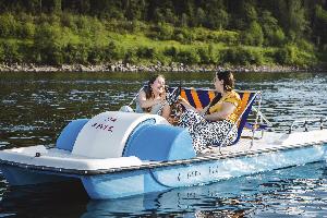 Schlemmen im Tretboot: Picknick auf dem Schluchsee